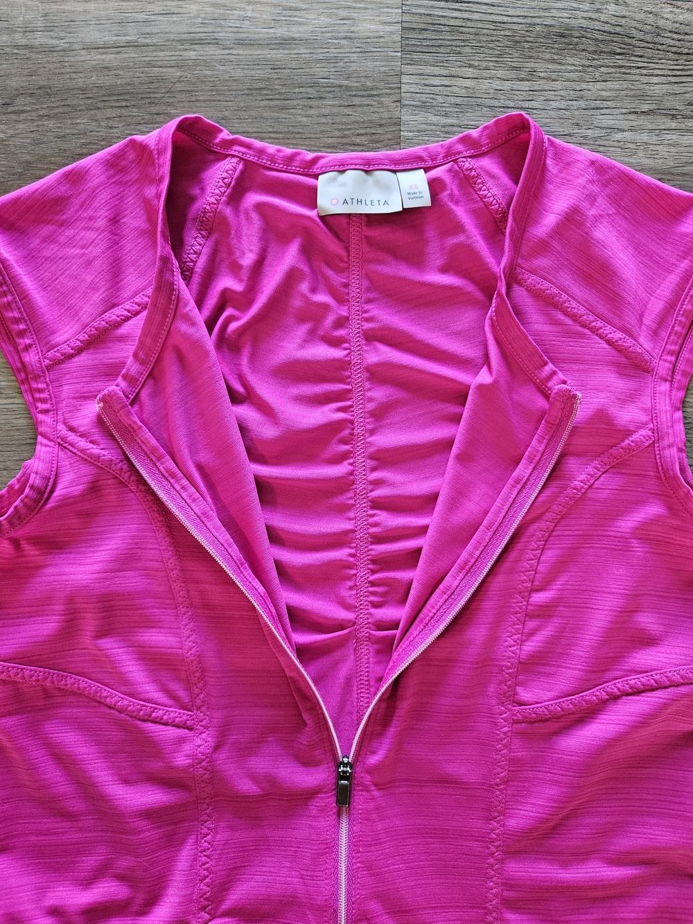 Athleta Pacifica Magenta Pink UPF Athletic  Tank - Picture 4 of 9